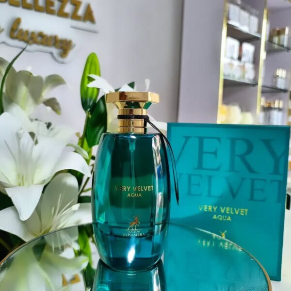 Very Velvet Aqua  100ml – Image 3